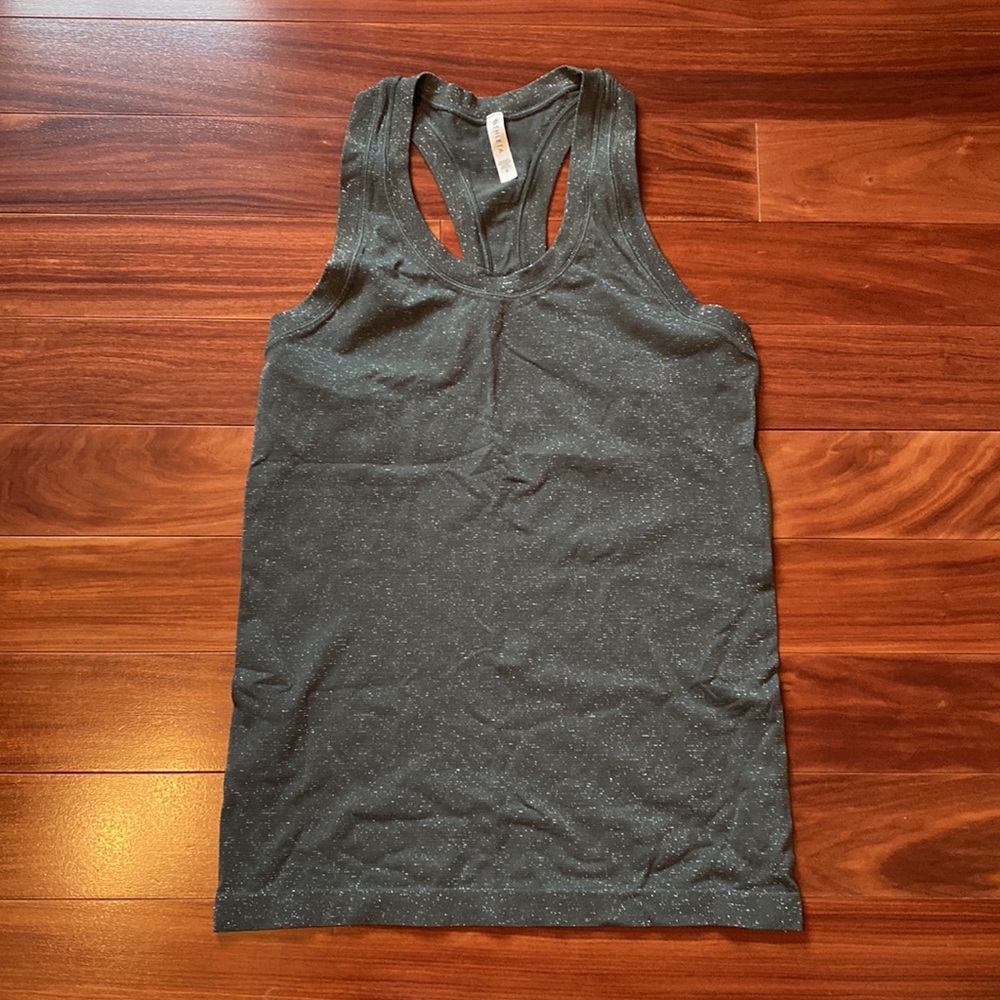 Athleta Momentum Seamless Shine Tank